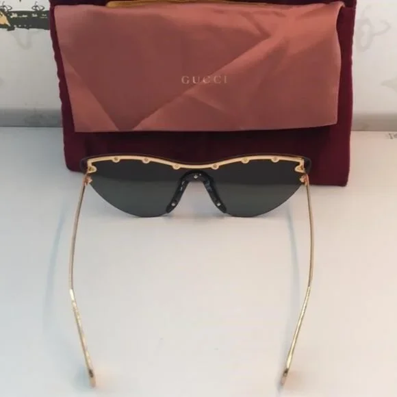 New Authentic Gucci Black and Gold Star-Studded Sunglasses  display picture 1